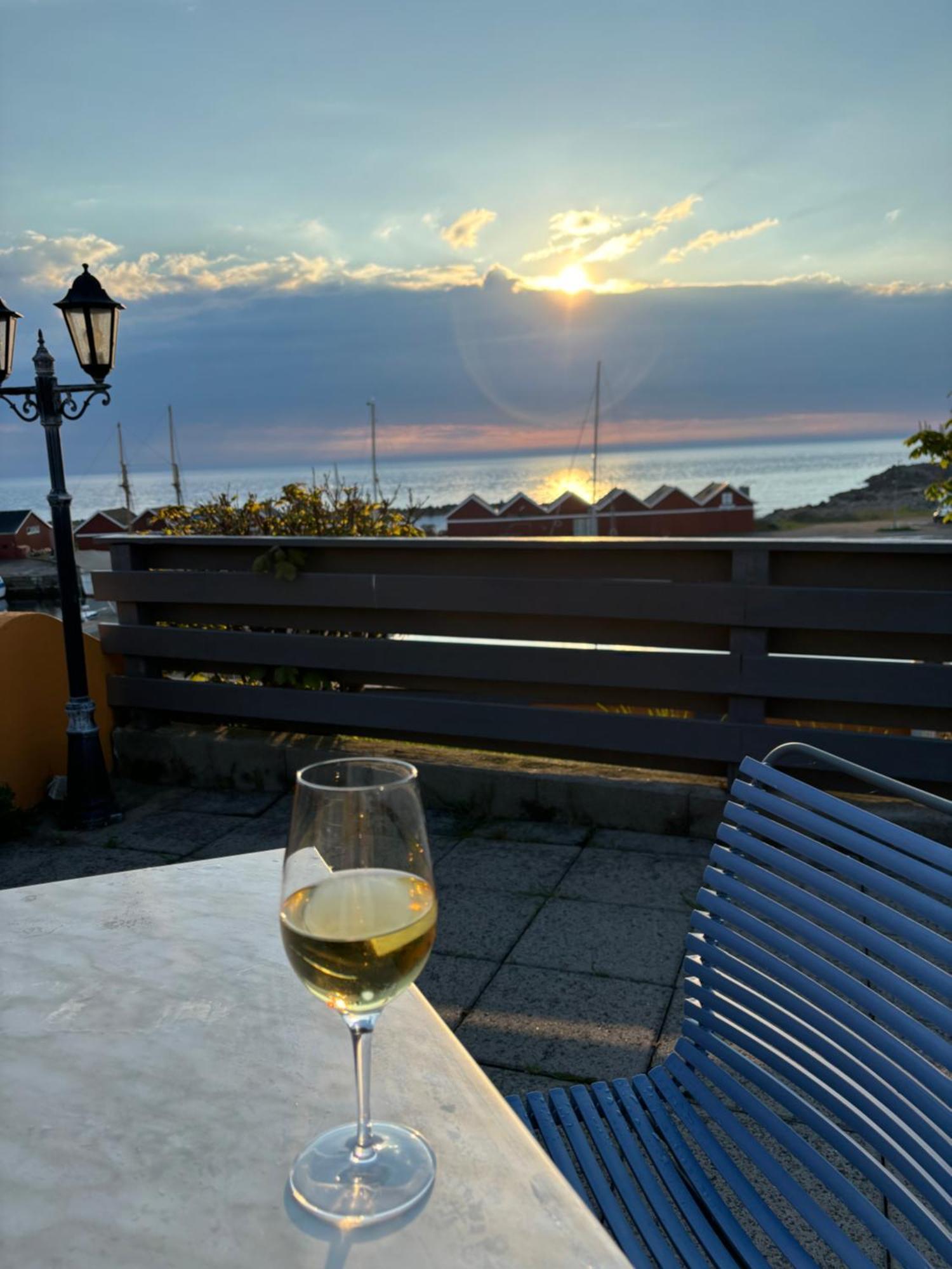 Hotel Kysten Хасле Экстерьер фото